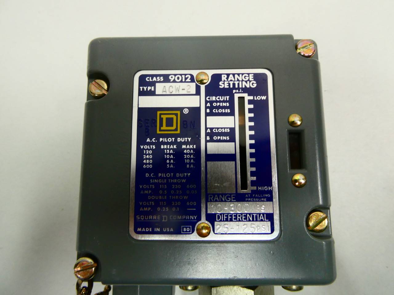 新品 SQUARE D 貧しい スクェアD 圧力スイッチ 9012 ADW-4
