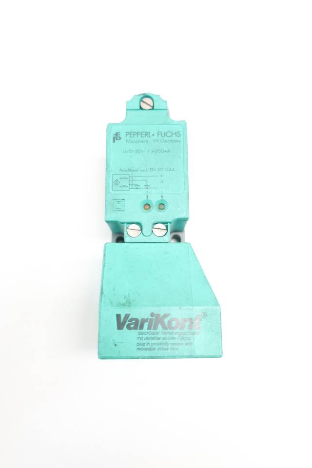 PEPPERL FUCHS NJ30P-U4-A2 VERIKONT INDUCTIVE SENSOR 10-30V-DC