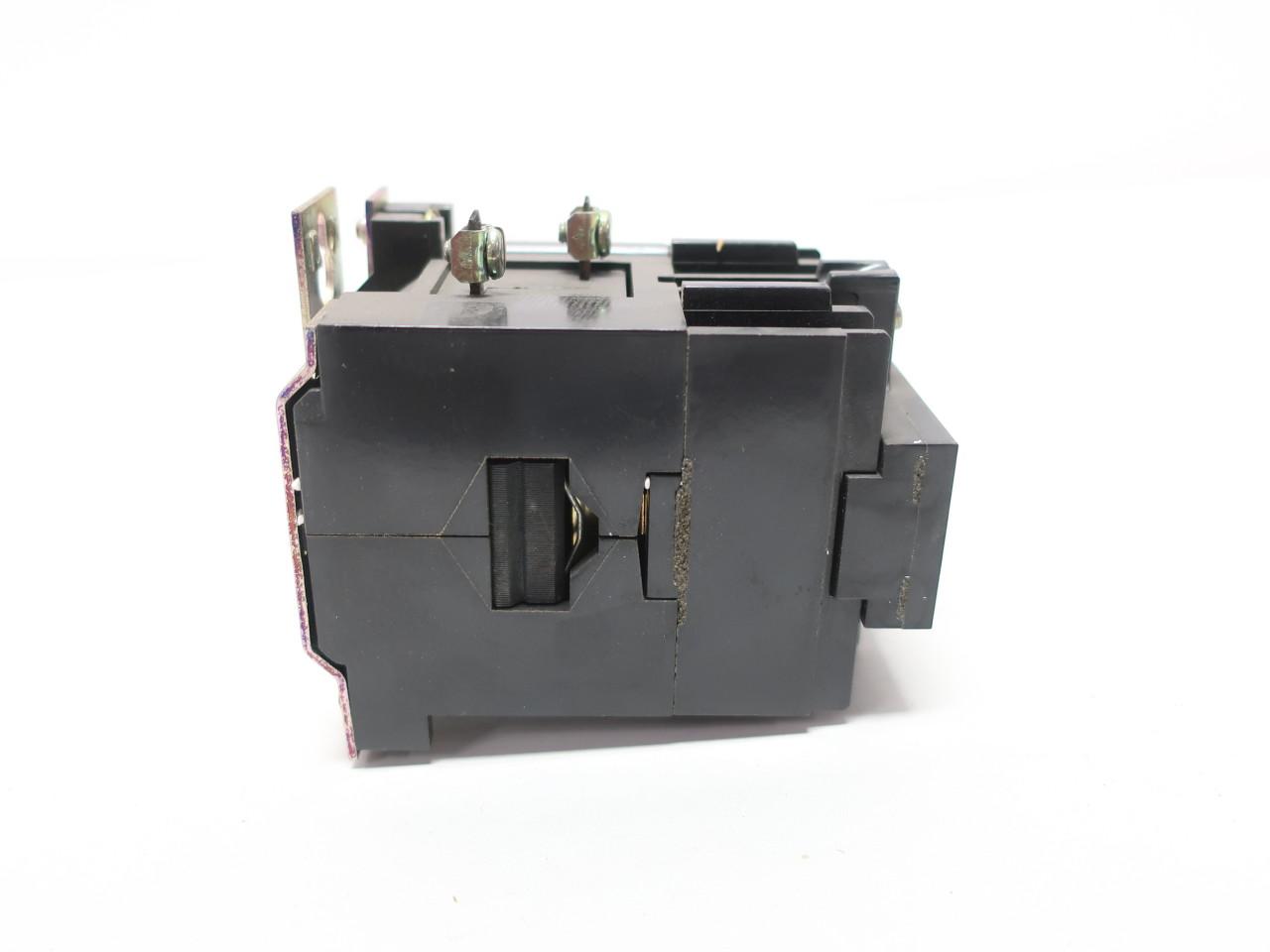 NEW IN BOX GE CONTROL RELAY CR120B02222 