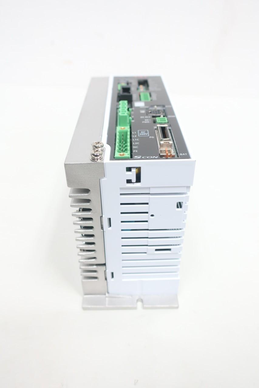 Iai SCON-C-400A-CC-0-2 Servo Drive Controller 0-333hz 200-230v-ac 0-100v-dc  3ph