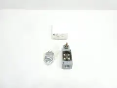 ALLEN BRADLEY 802T-A OIL TIGHT LIMIT SWITCH 120-600V-AC