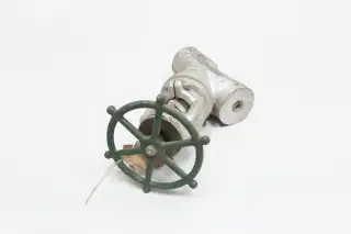 ROCKWELL-EDWARD 96224 UNIVALVE MANUAL STEEL SOCKET WELD GLOBE VALVE 1/2IN