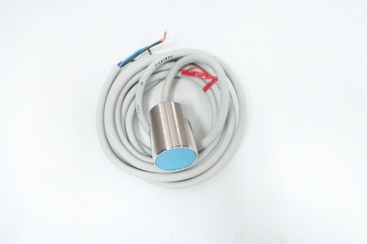 Yamatake FL7M10A6 Proximity Switch