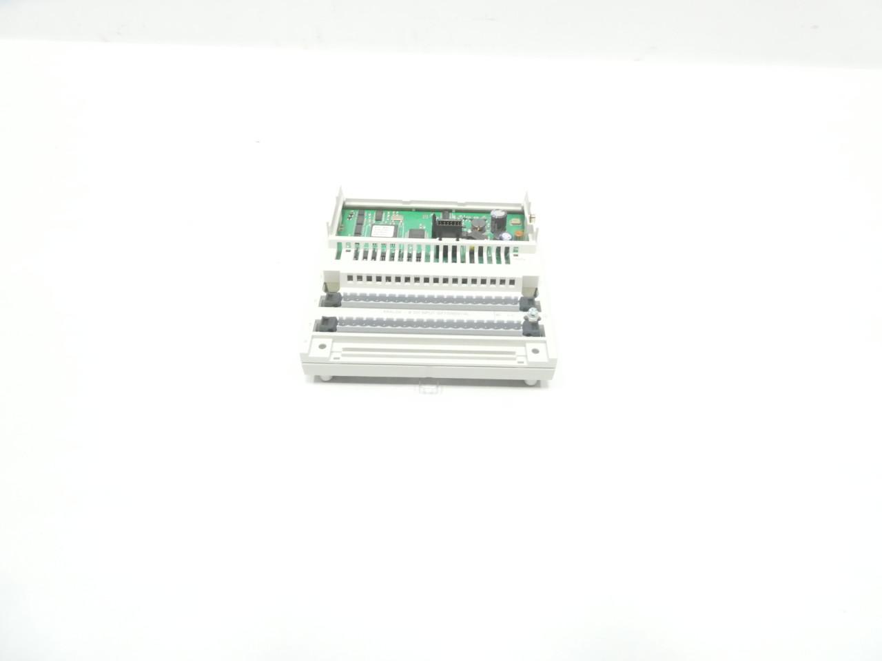 170AAI03000 Schneider Electric, PLCs