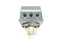 UE UNITED ELECTRIC H303-164 PRESSURE CONTROLLER 125/250V-AC 0-200PSI