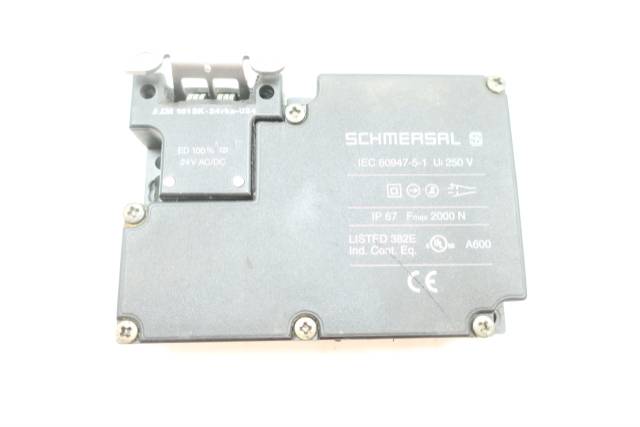 SCHMERSAL AZM 161SK-24RKA-024 INTERLOCK SWITCH 24V-AC 24V-DC