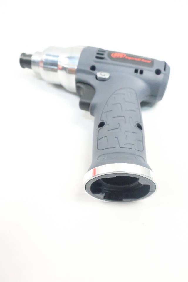 INGERSOLL RAND W040 1/4IN CORDLESS IMPACT DRIVER D629101