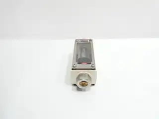 WALLACE & TIERNAN 5510A02206XXL VARIABLE AREA FLOW METER 0-2.4GPM 1/2IN NPT