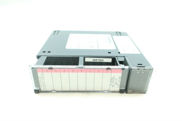 GE FANUC IC693MDL930D 4A 8PT ISOLATED OUTPUT MODULE
