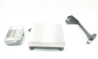 OHAUS T51P D10QR DEFENDER 5000 SCALE 10KG 100-240V-AC