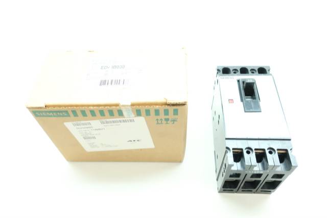 SIEMENS ED43B030 MOLDED CASE CIRCUIT BREAKER 3P 30A 480V-AC