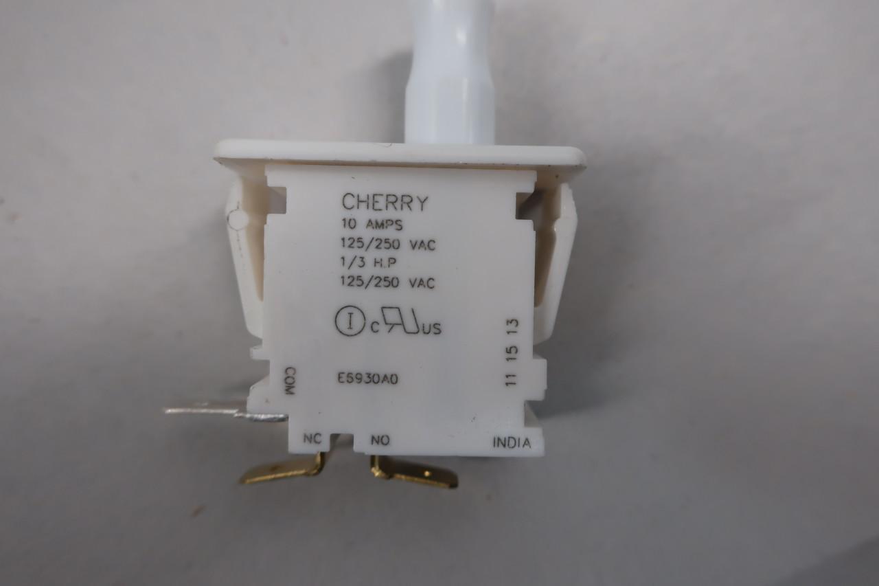 Lot Of 5 Cherry 0E6940A0 Switch Pushbutton 10A 125/250 Vac Quick Connect White 