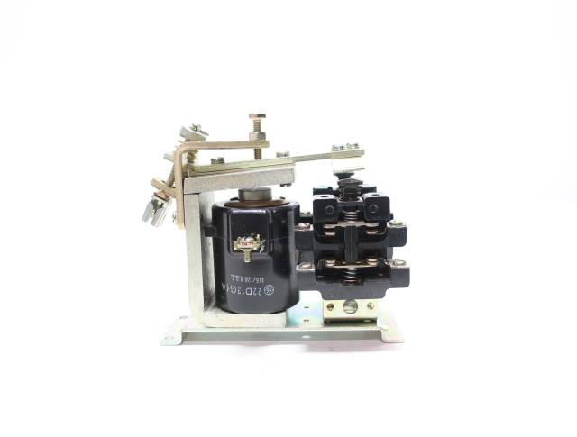 GENERAL ELECTRIC GE IC2820-A100BB203J 115/120V-DC 600V-DC 10A AMP DC CONTACTOR