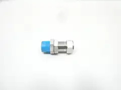 SWAGELOK SS-1610-11-16 STAINLESS BULKHEAD MALE CONNECTOR 1IN TUBE 1IN NPT